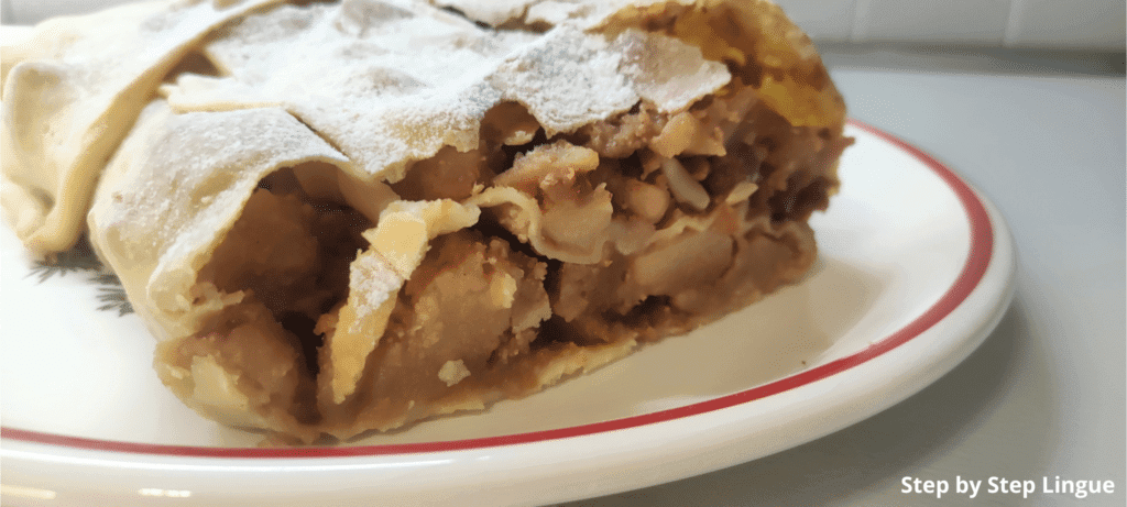 Apfelstrudel